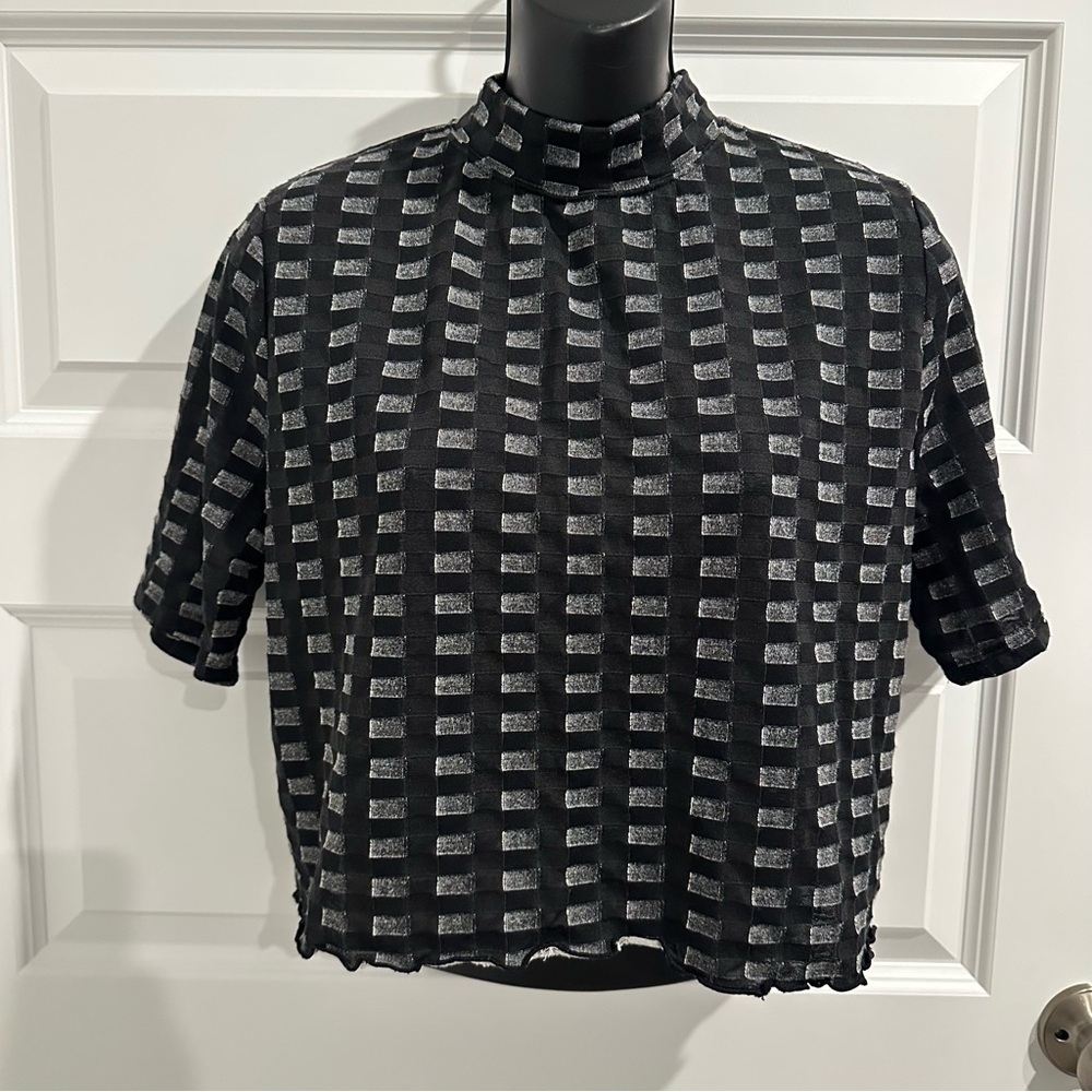 Free People Black and Gray Ribbed Crop Blouse